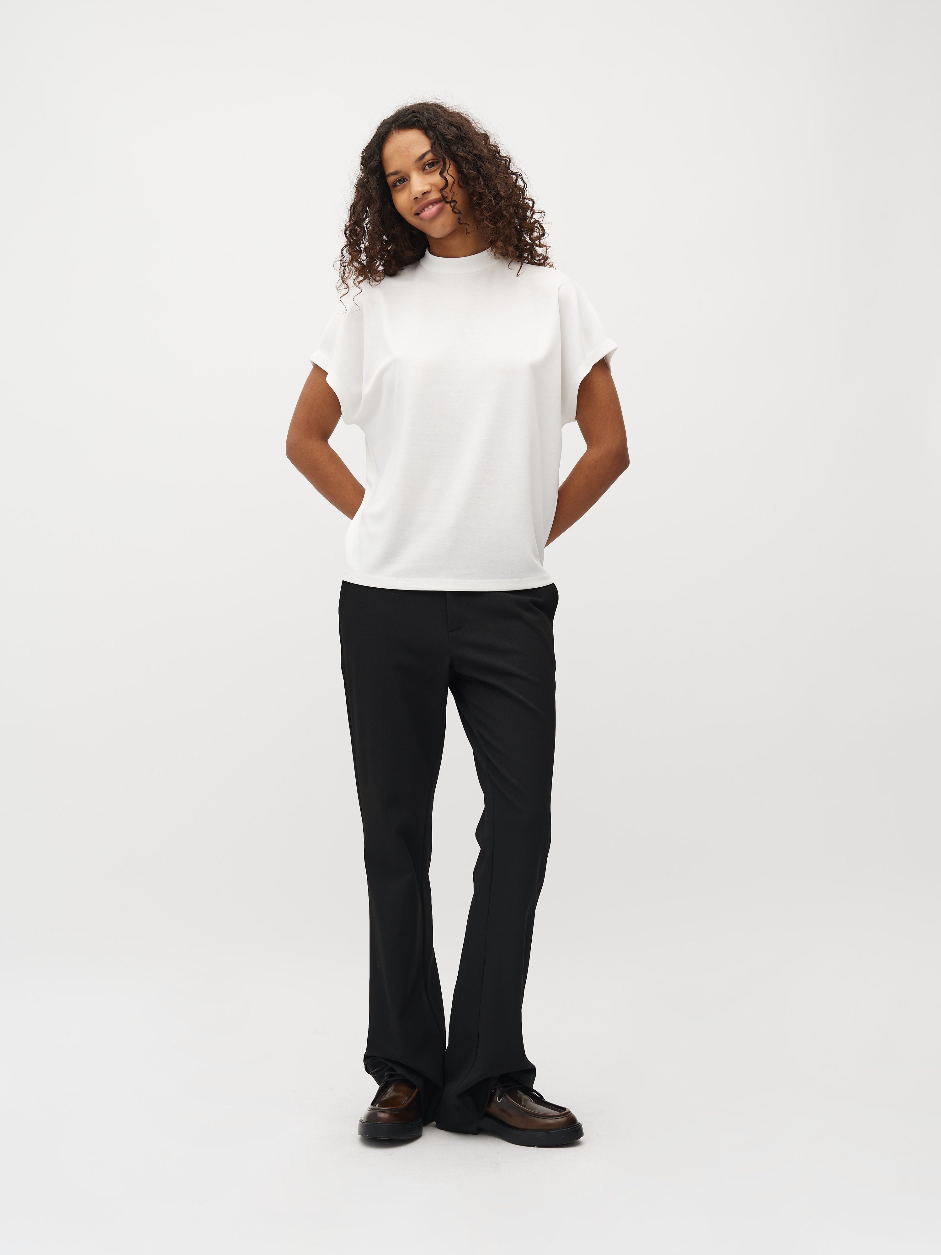 Linea Short-M_Sugar_Model_2