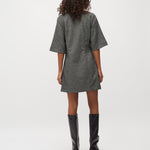 Kalira-M_Charcoal Melange_Model_3