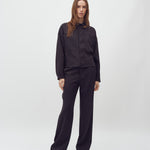 Levya-M_Midnight Navy Melange_Model_0