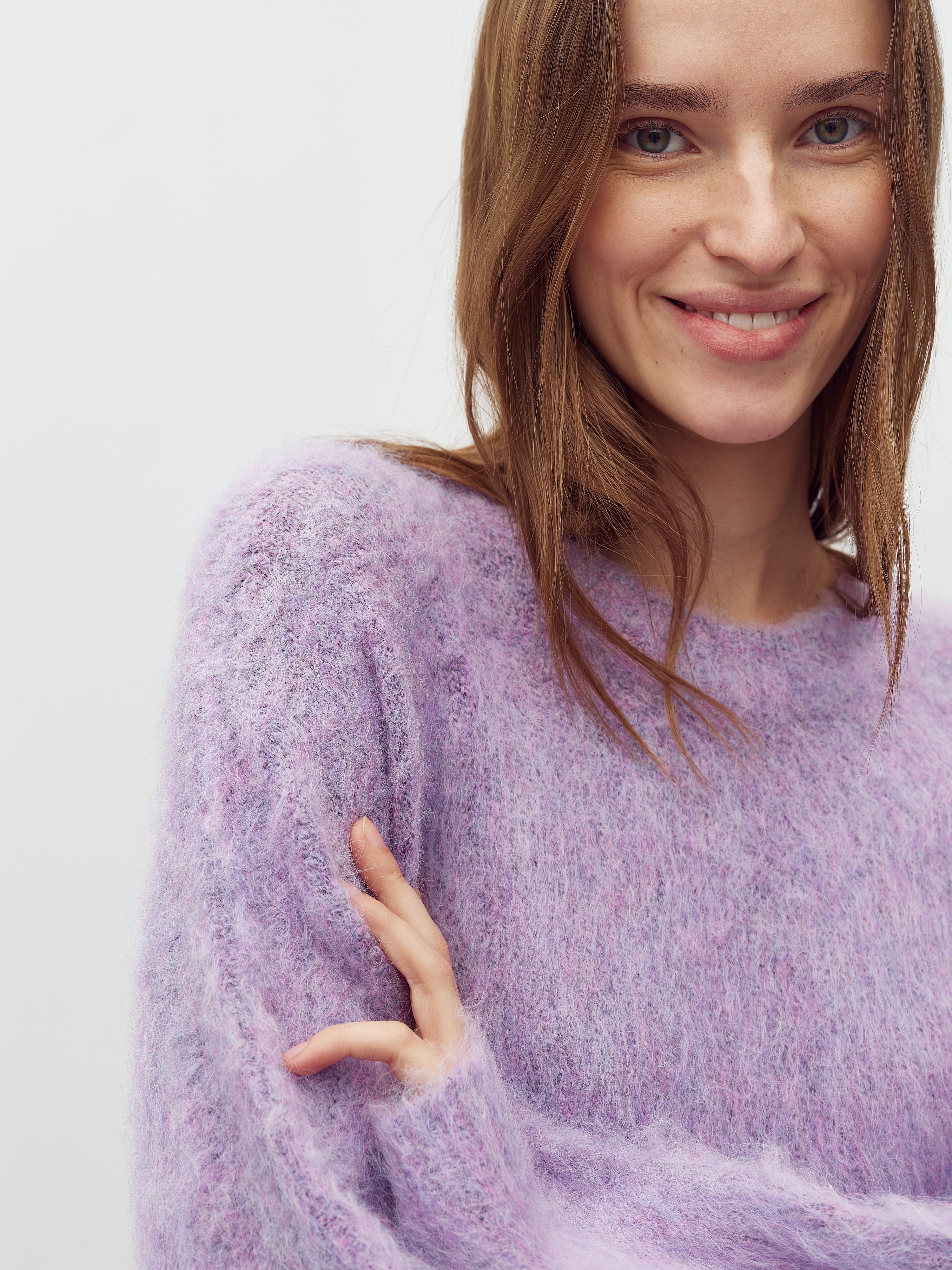 Gillis-M_Gentle Violet Melange_Model_2