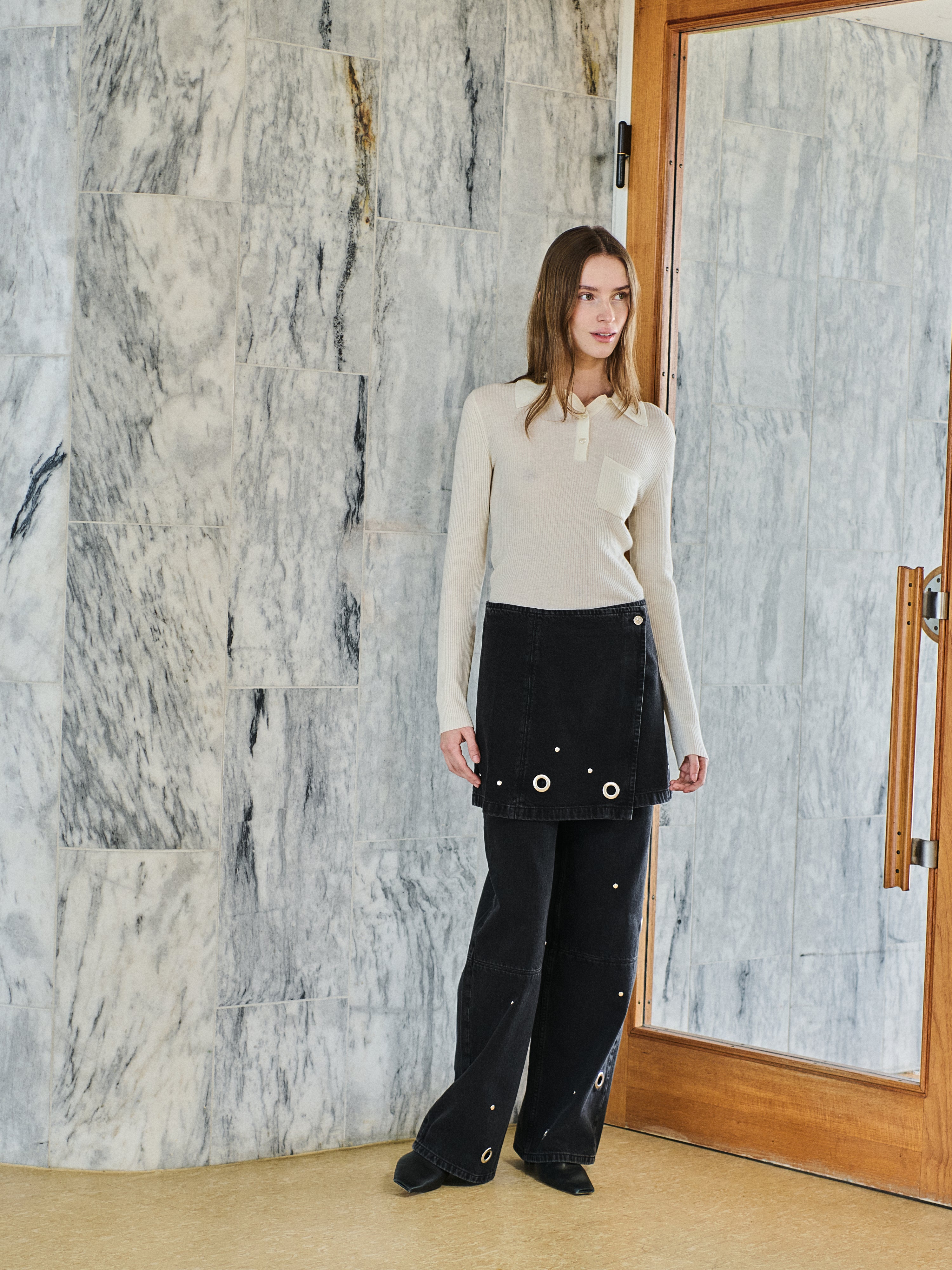 Luxia-M_Black Midnight Wash_Image_1