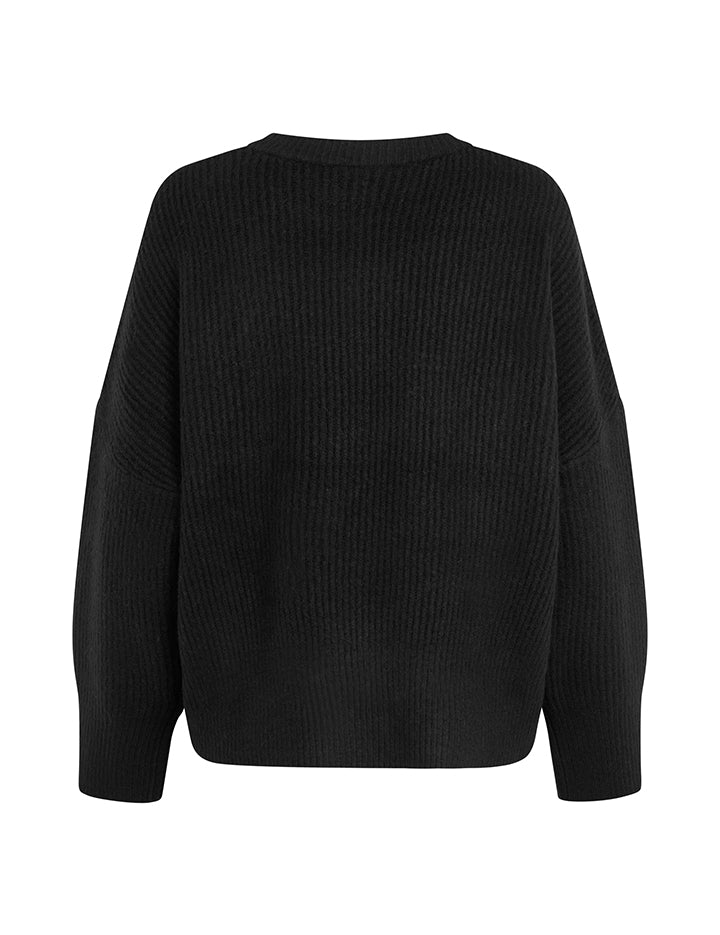 Gillian_Black_Packshot_3