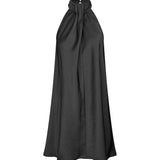 Zuzelia-M_Black_Packshot_0