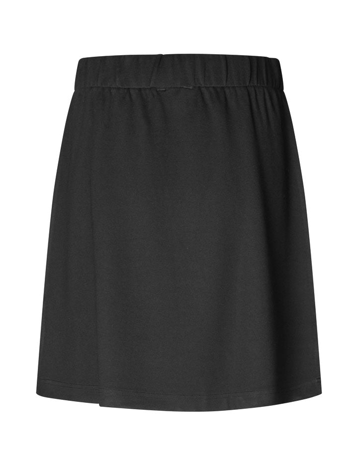 Folami-M_Black_Packshot_1