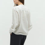 Mathily-M_Light Sugar Blue Stripe_Model_2