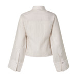 Kalanna-M_White Feather Grey Stripe_Packshot_1