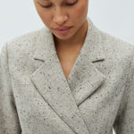 Iva-M_Sparkle Grain_Model_3