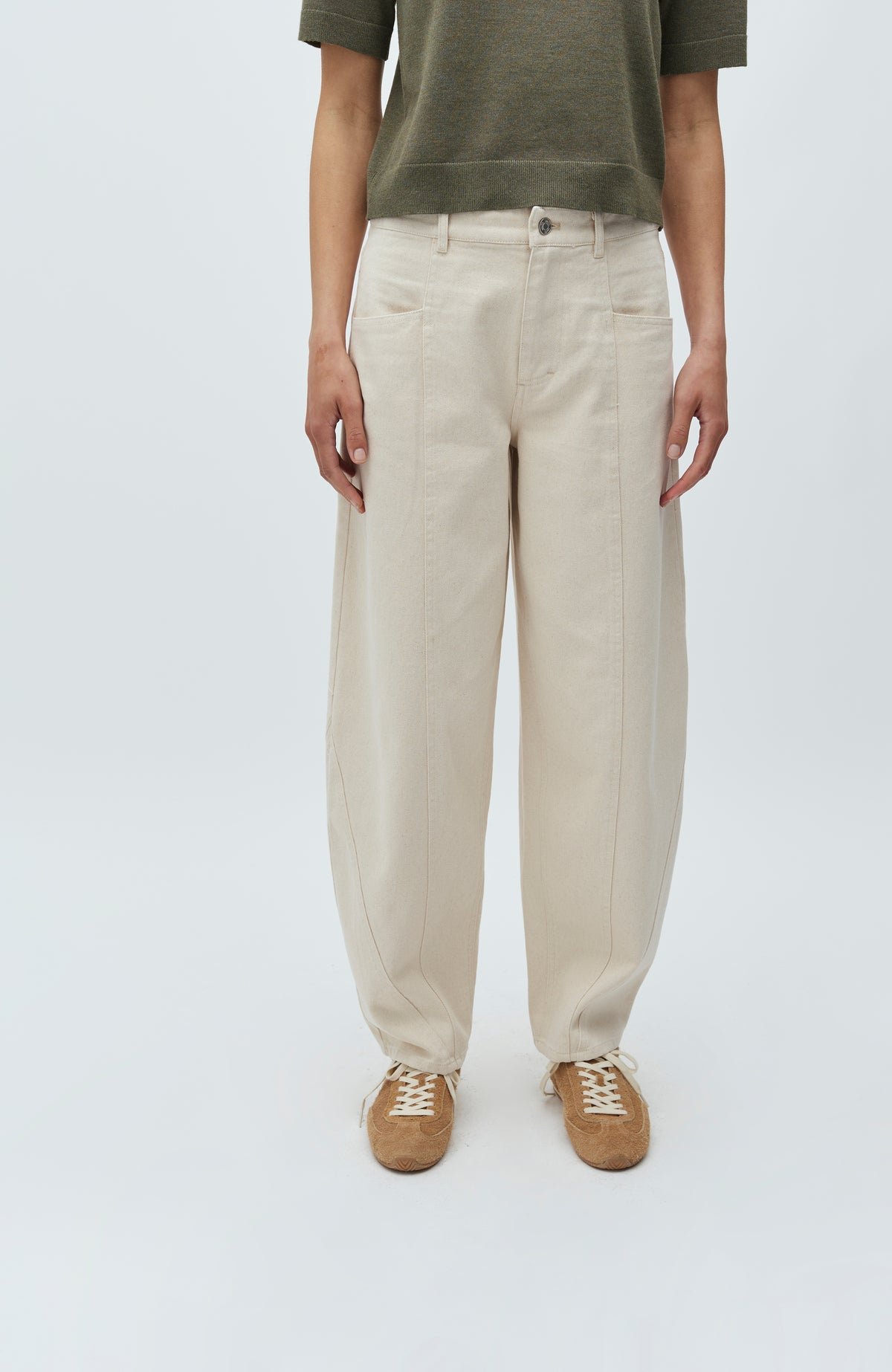 Almira-M_Nature Look_Model_0