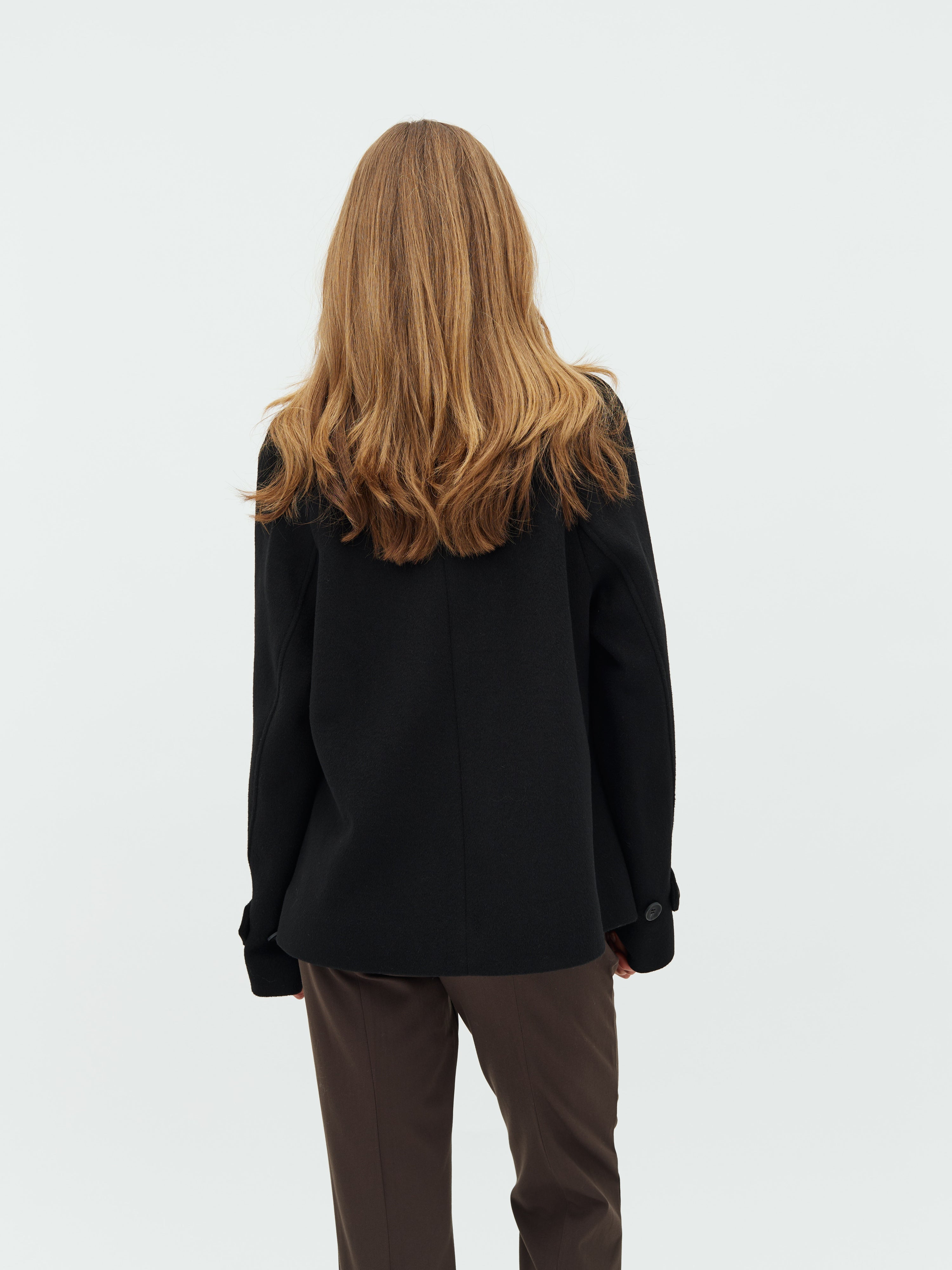 Tary-M_Black_Model_2