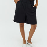 Guri-M_Black_Model_1