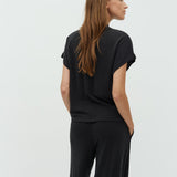 Linea Short-M_Black_Model_2