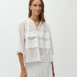 Katria-M_White_Model_1