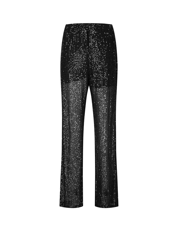 Macqes-M_Black_Packshot_1