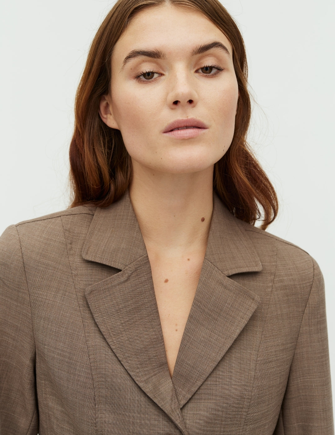 Beratti-M_Chicory Coffee Melange_Model_1