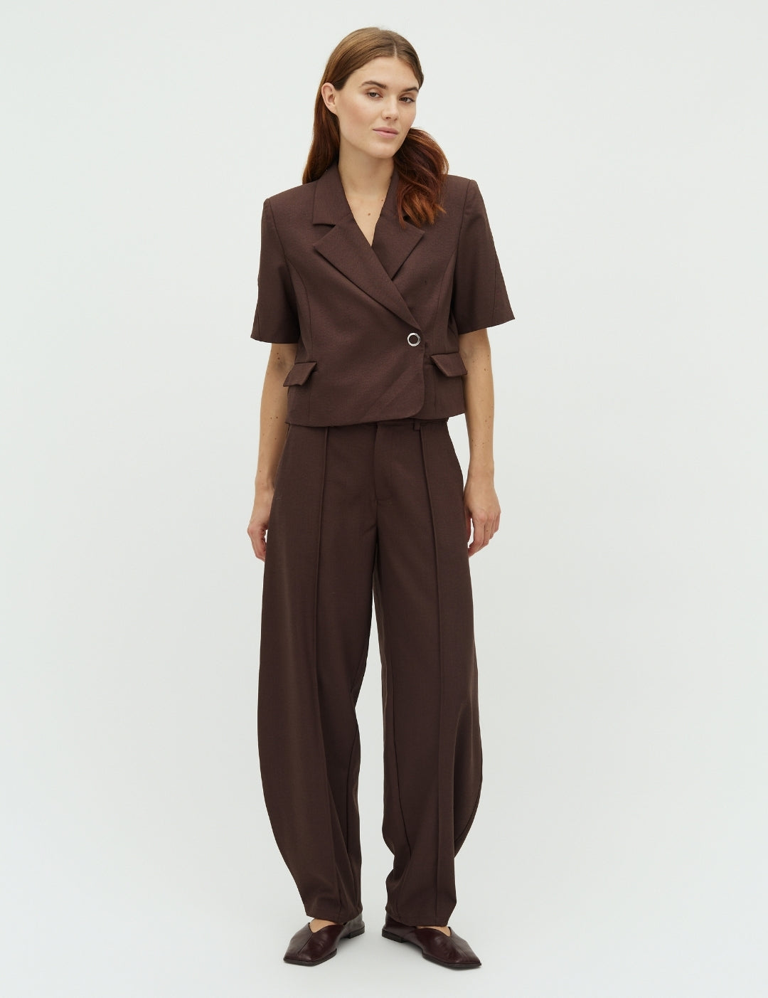 Robina-M_Chicory Coffee Melange_Model_3