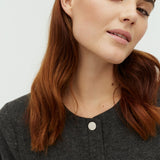 Baomin-M_Dark Grey Pepper_Model_1