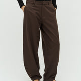 Silira-M_Coffee Brown_Model_1