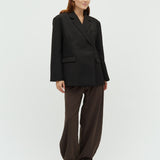 Amariella-M_Black_Model_1