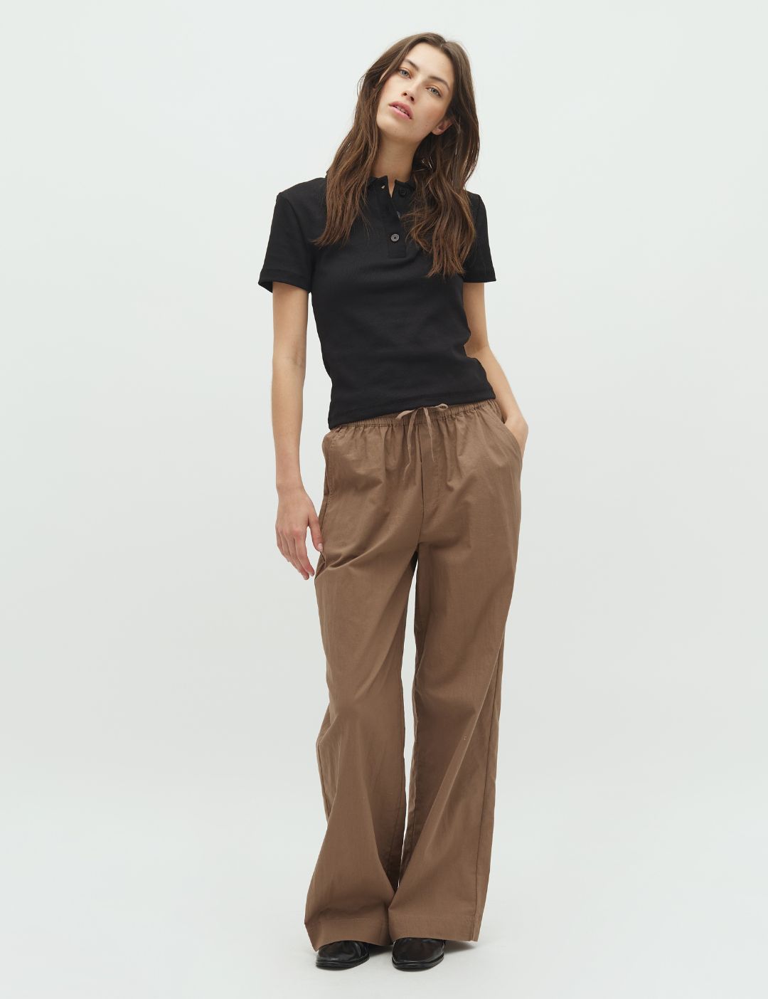 Grasielle-M_Fossil Brown_Model_0