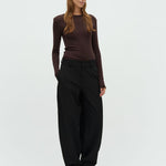 Silira-M_Black_Model_0