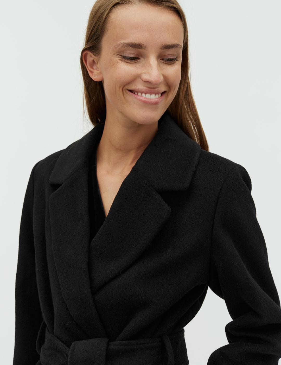 Tanni Short-M_Black_Model_2