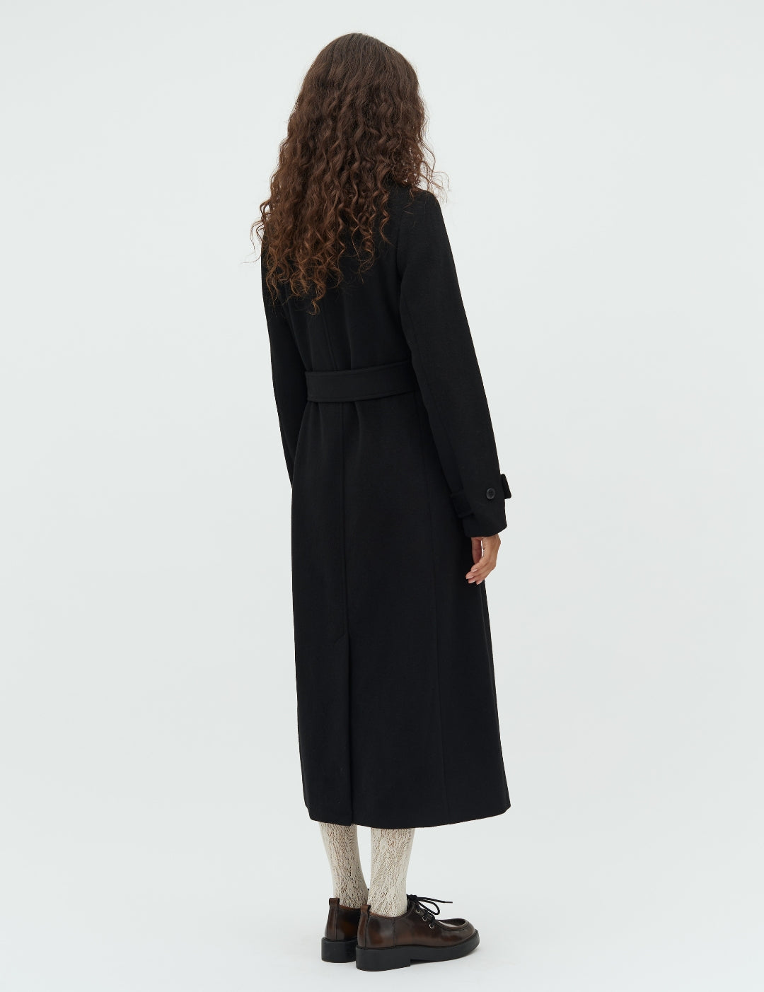 Kasimira-M_Black_Model_2