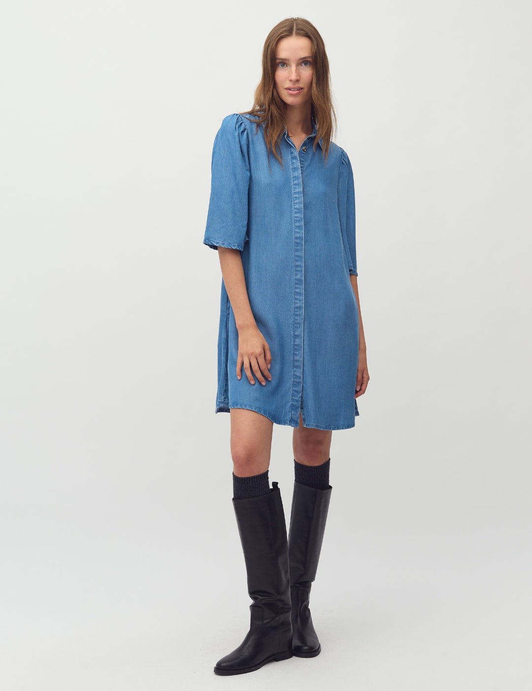 Sophien-M_Mid Vintage Wash_Model_0