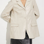 Brenallo-M_Oyster_Model_0