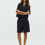 Guri-M_Black_Model_0