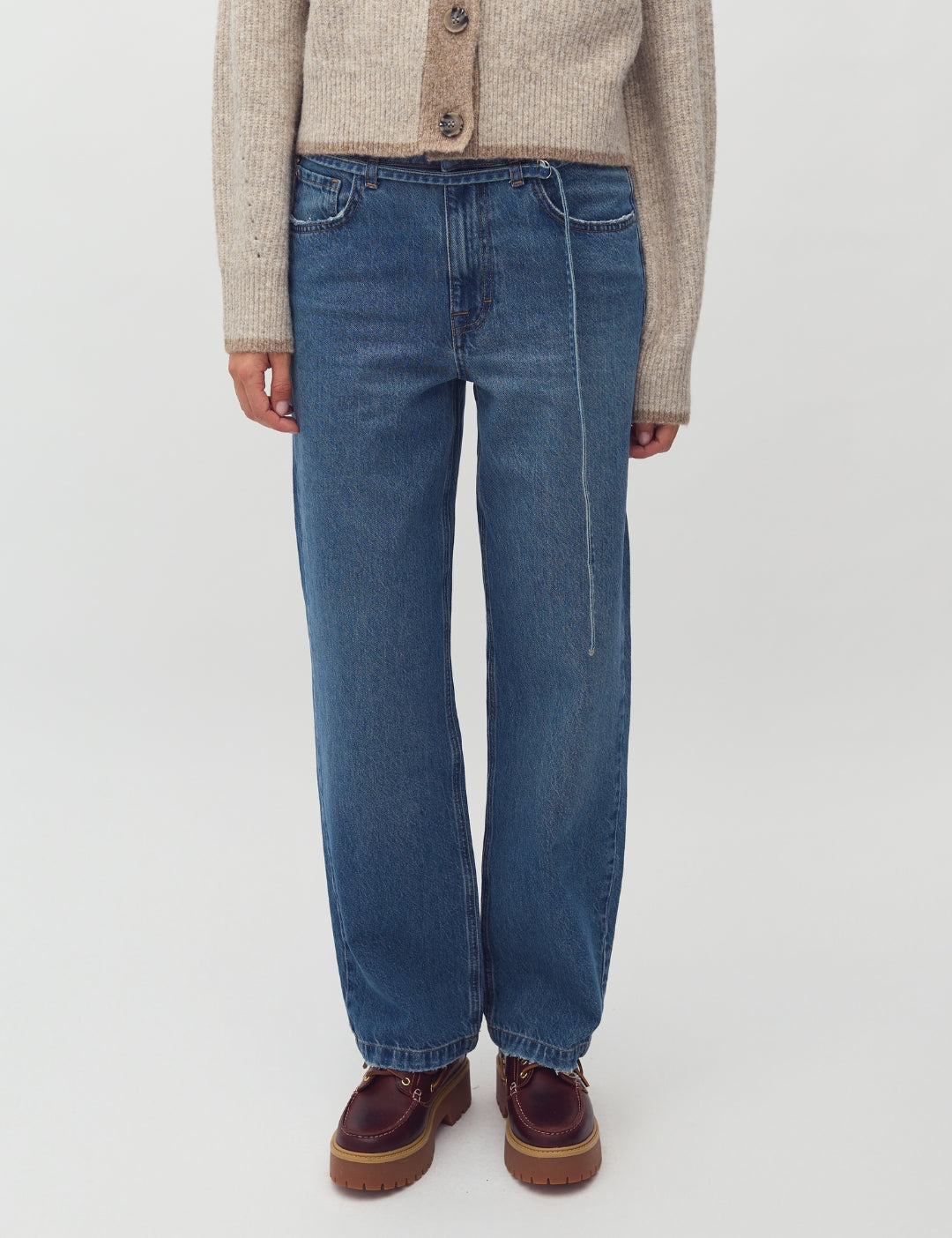 Caria-M_Mid Blue Wash_Model_0