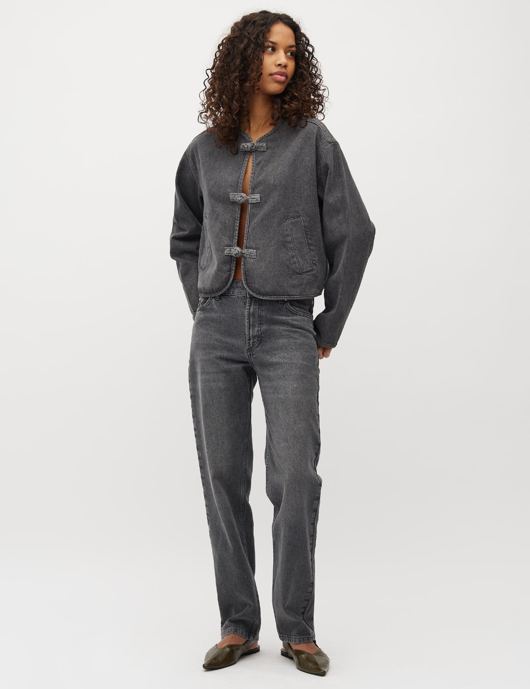 Jays-M_Grey Wash_Model_0