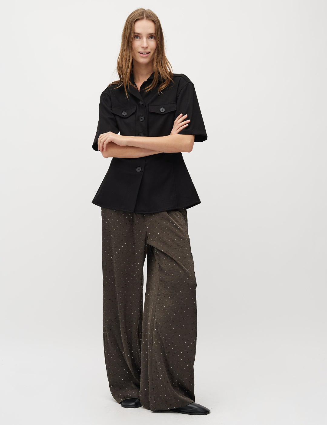 Asaka-M_Dark Grey_Model_0