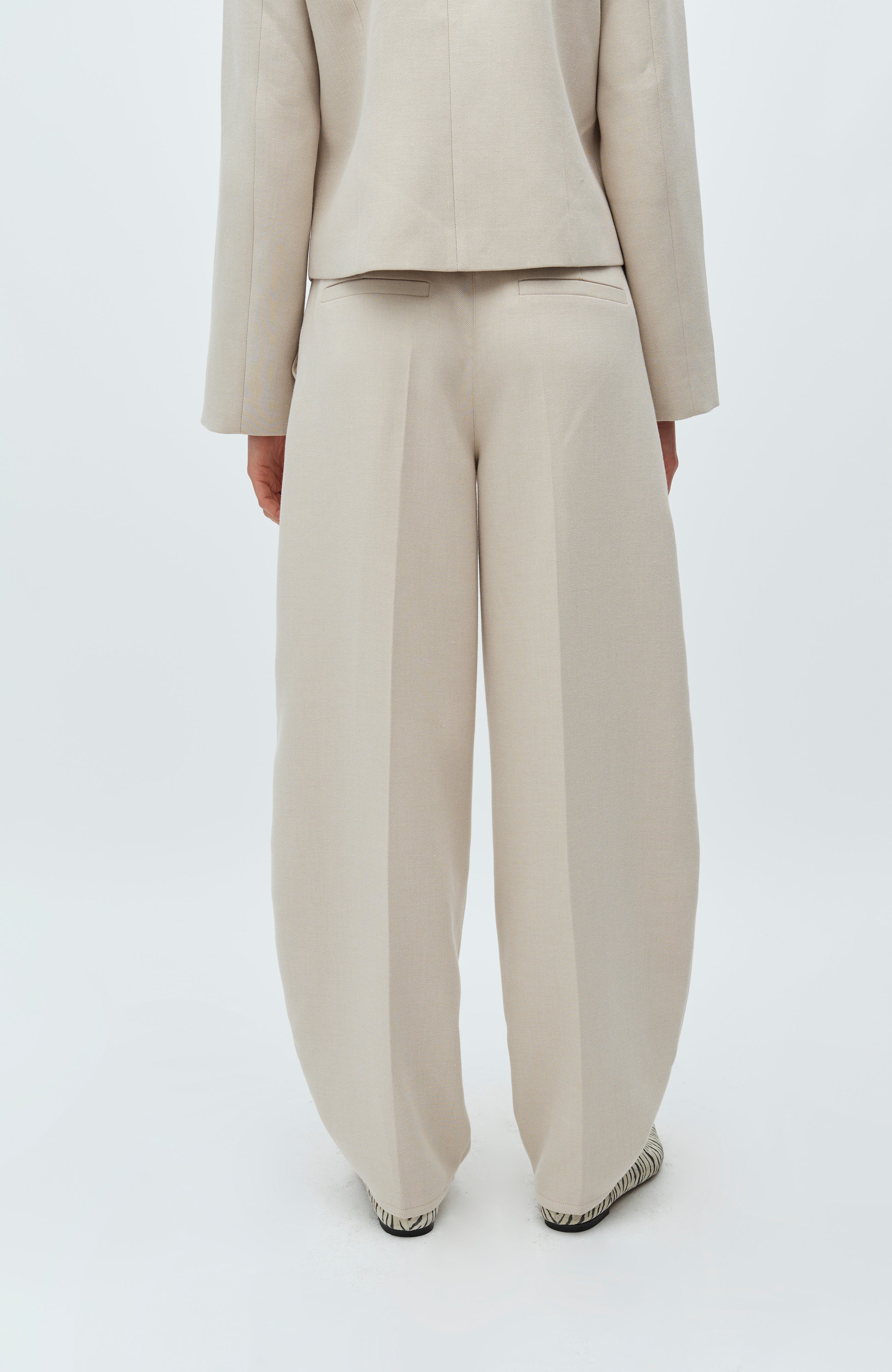 Bodil-M_Spring Brown Melange_Model_2