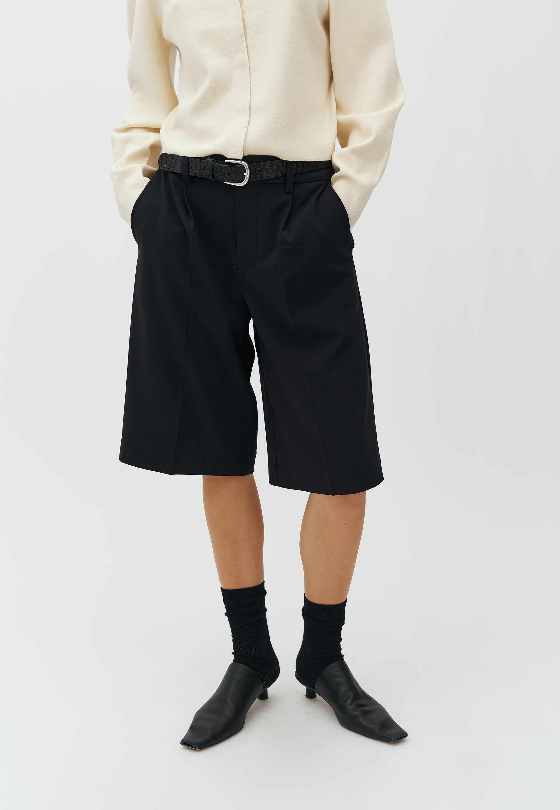 Bamudo-M_Black_Model_5