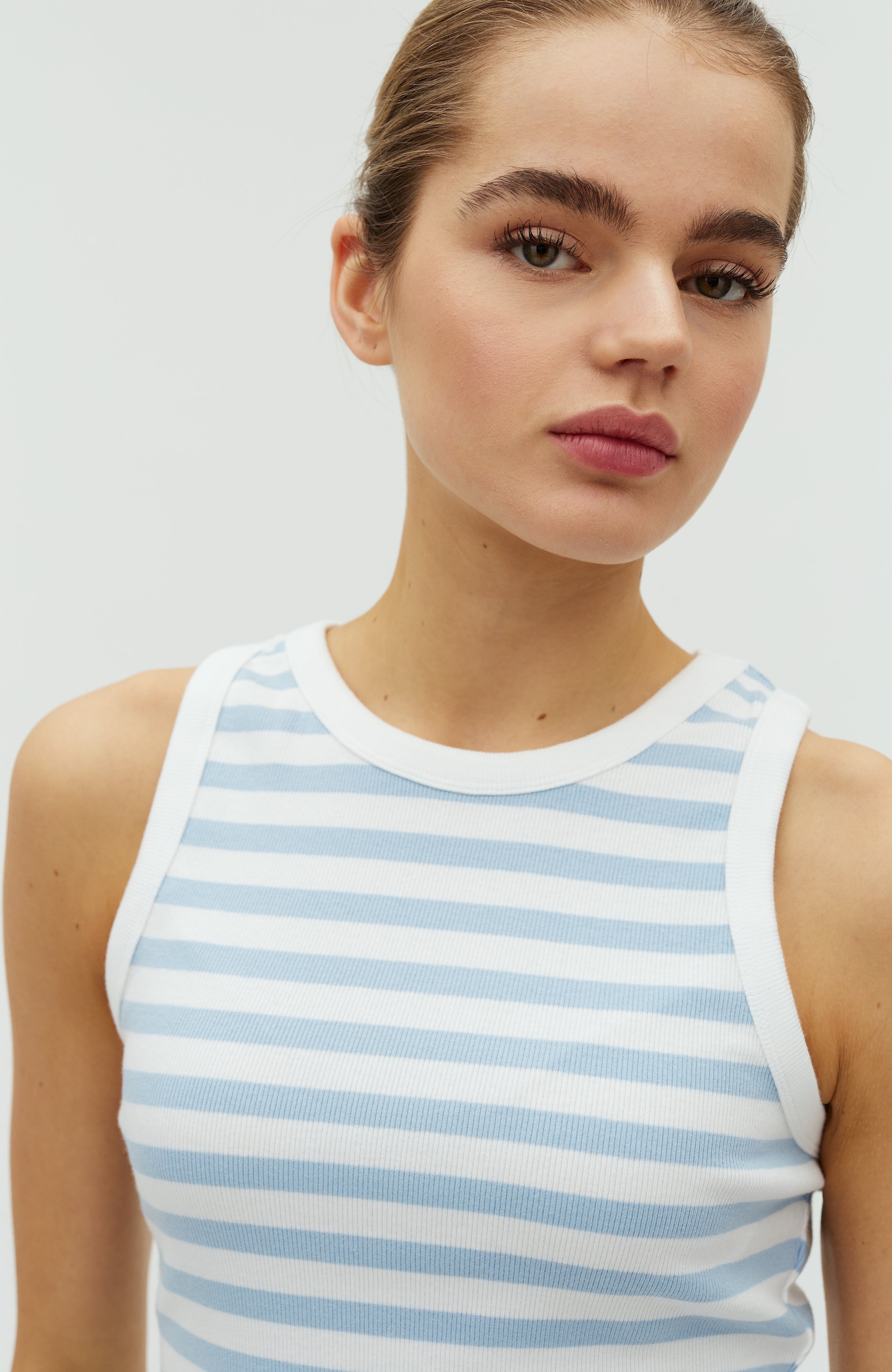 Jaxson-M_Classic Blue Stripe_Model_1