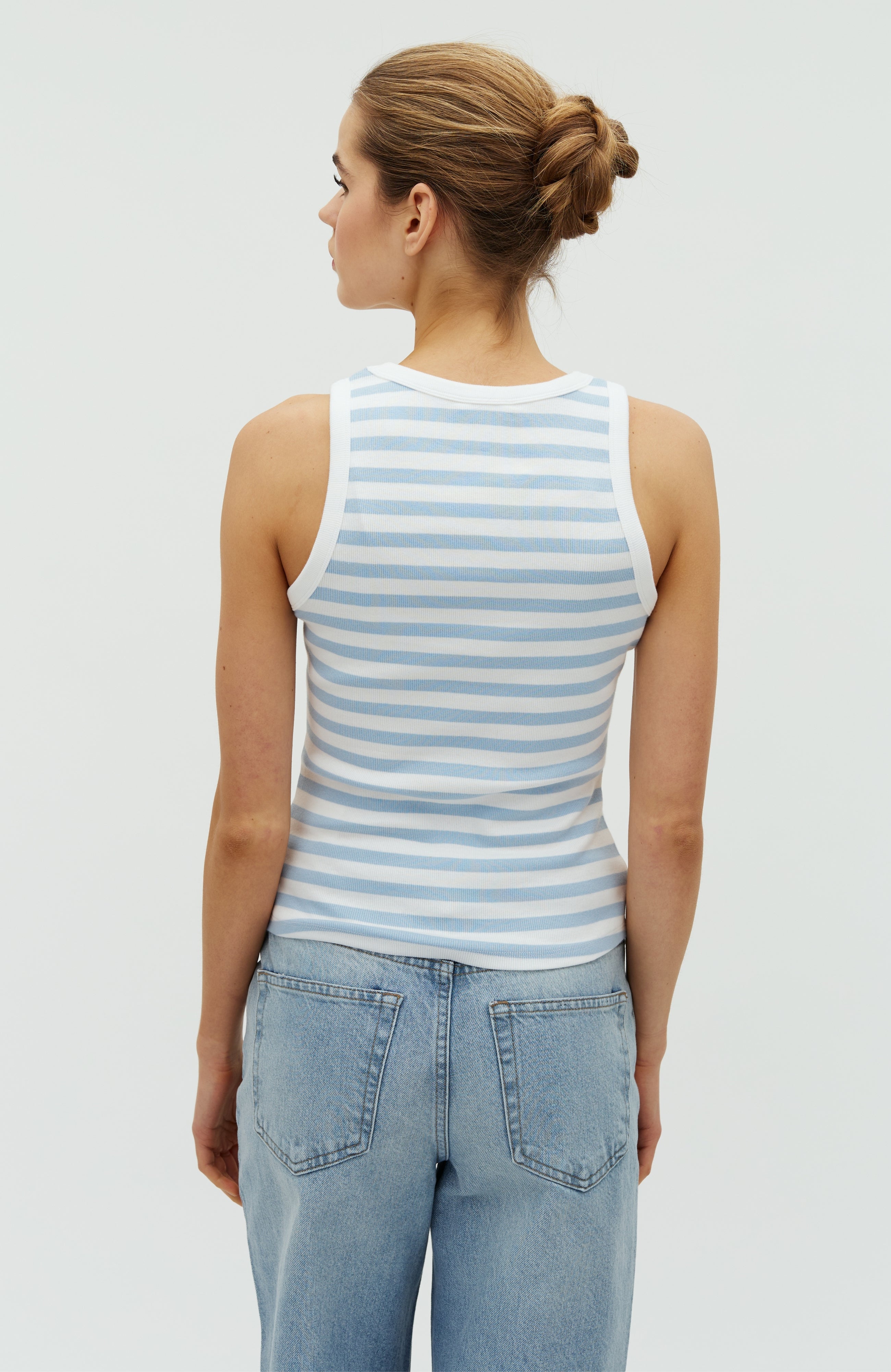 Jaxson-M_Classic Blue Stripe_Model_2