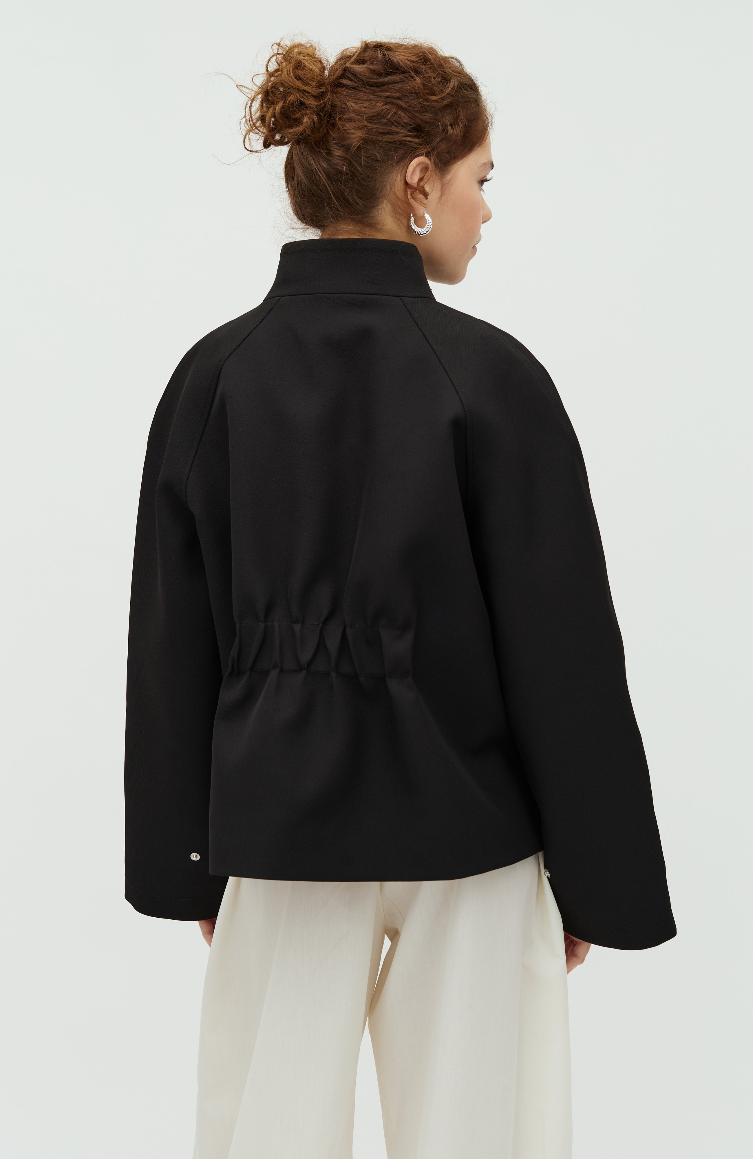 Paloa-M_Black_Model_3