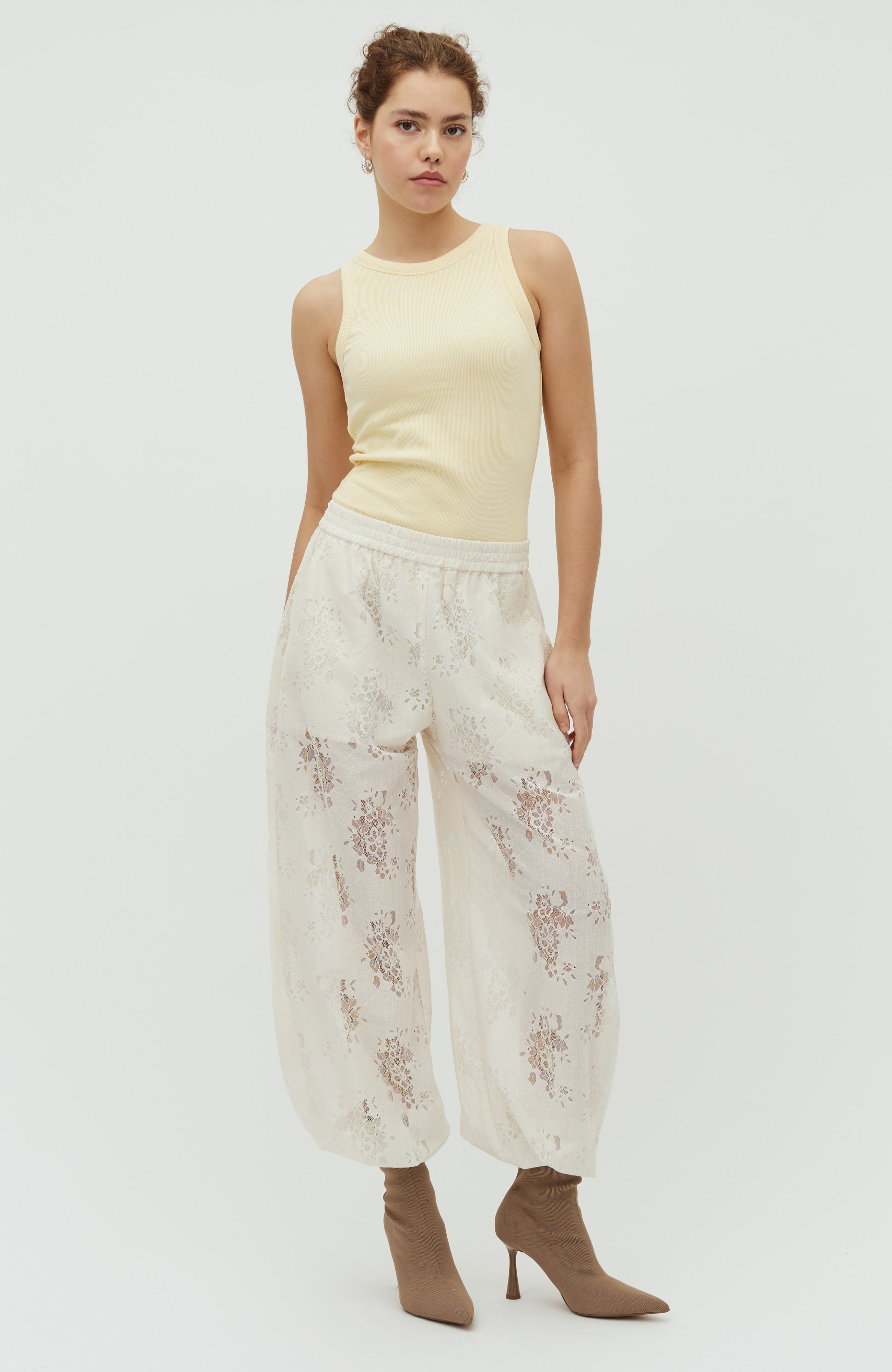 Jaxson-M_Summer Yellow_Model_3