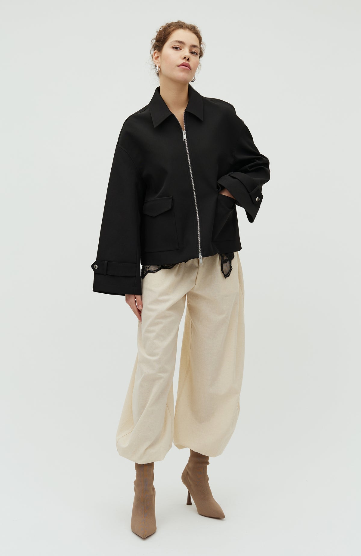 Dario-M_Black_Model_0