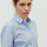 Kaloni-M_Blue Navy Stripe_Model_1