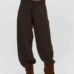 Silira-M_Coffee Brown_Model_1