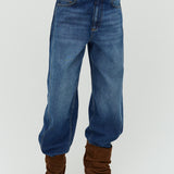 Menton-M_Vintage Blue Wash_Model_1