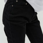 Tamilla Slim-M_Rebel Black_Model_2