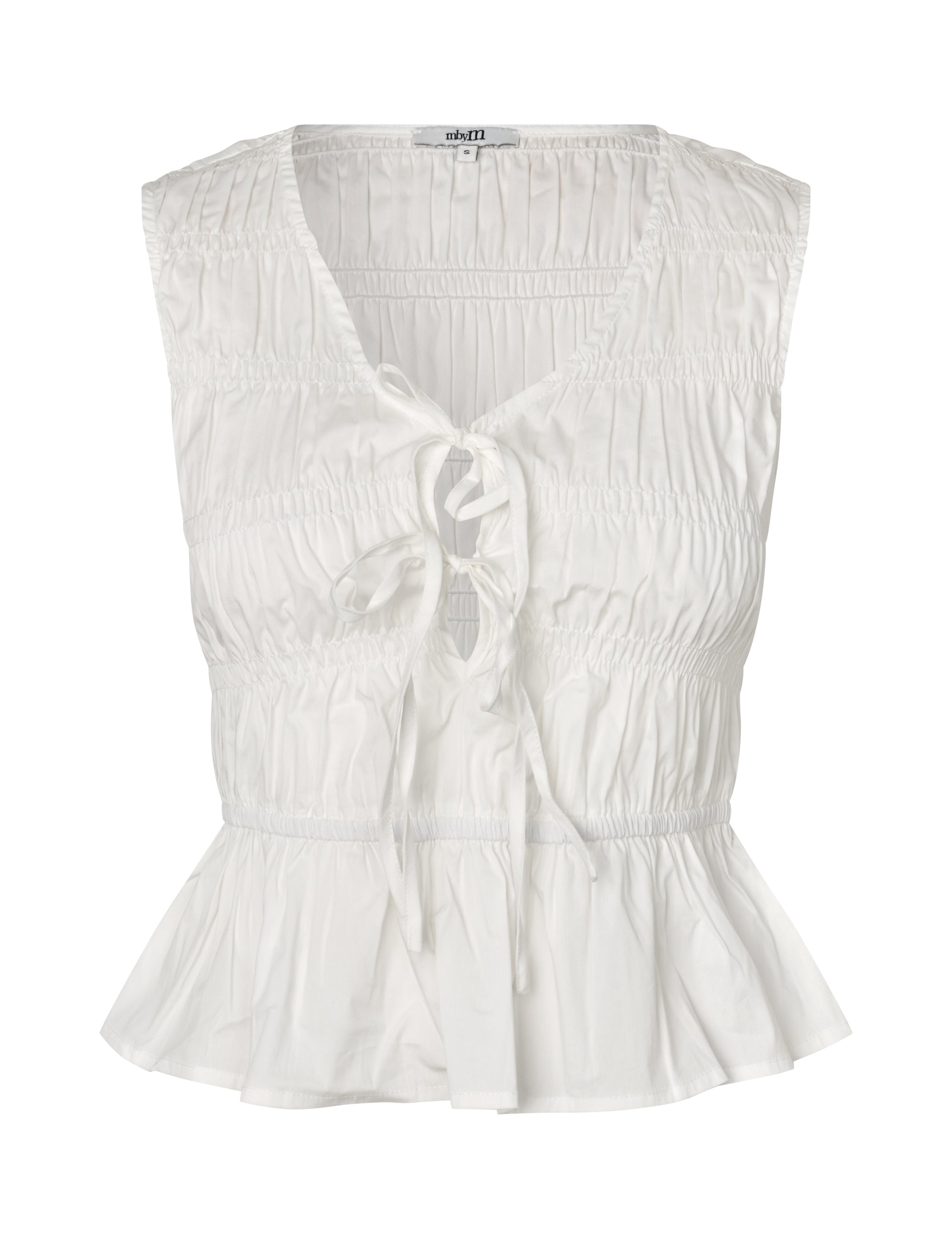 Cyra-M_White_Packshot_0