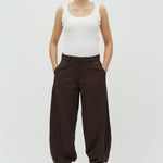 Silira-M_Coffee Brown_Model_0