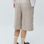 Brecan-M_Beige Check_Model_3