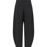 Pija-M_Black_Packshot_1