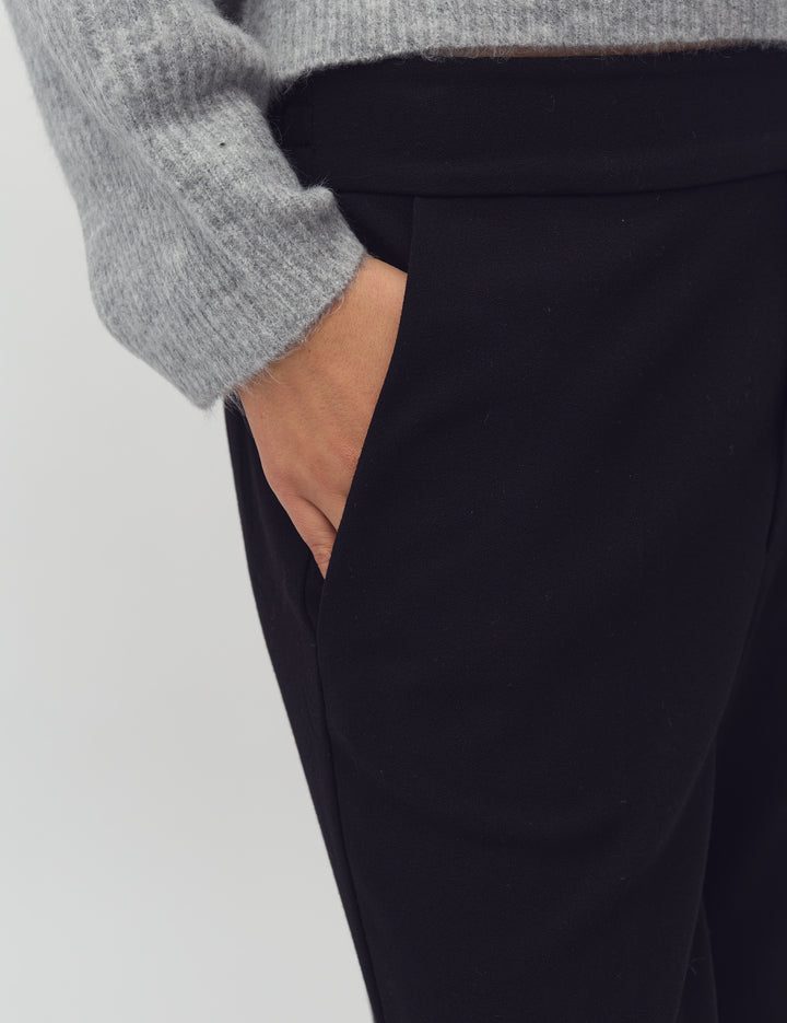 Nina-M_Night Sky_Model_2