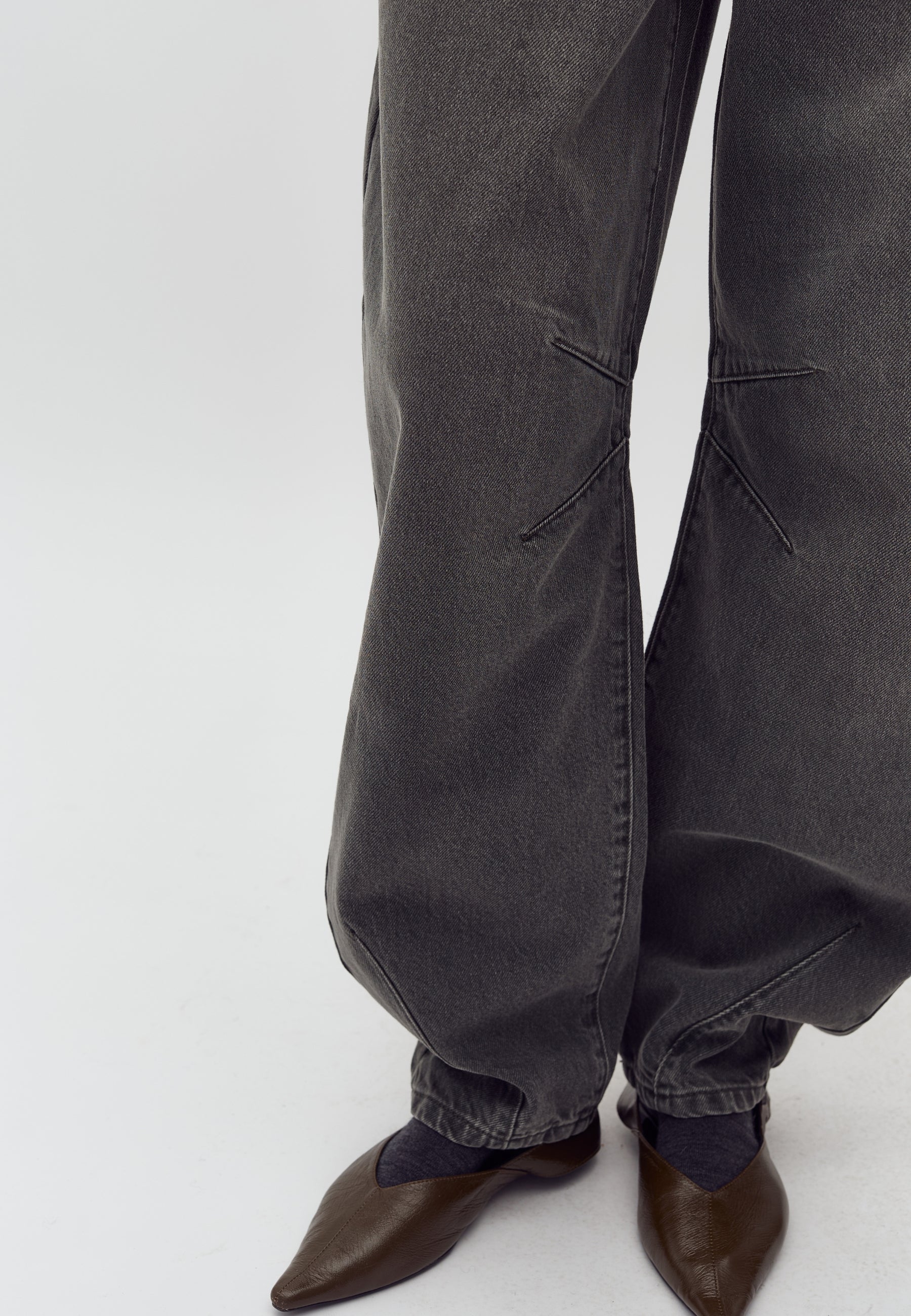 Barina-M_Khaki Green Wash_Model_2