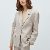 Howla-M_Beige Check_Model_0